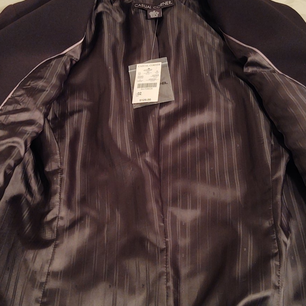 Casual Corner | Women Petites Black Jacket | Sz 2 - Picture 6 of 9